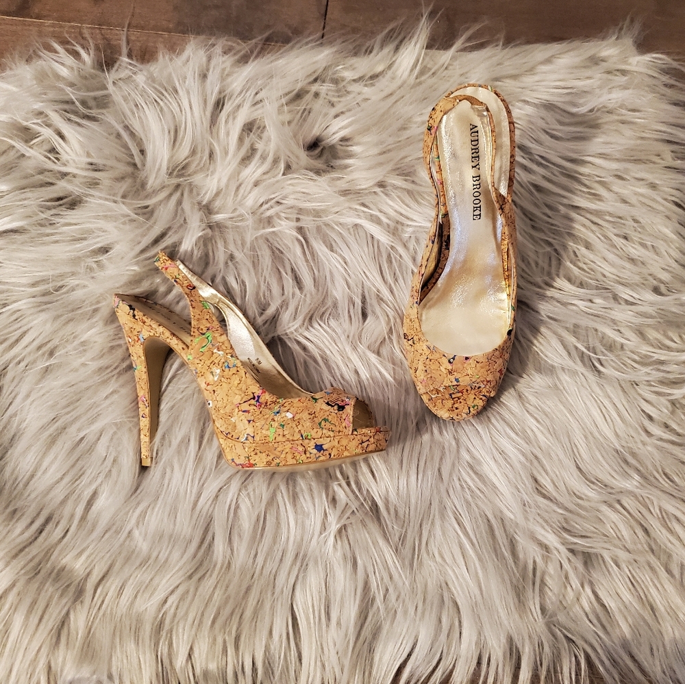 Audrey Brooke cork heels s 9.5